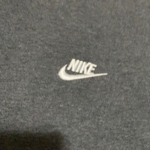 Nike crewneck - Picture 2 of 3